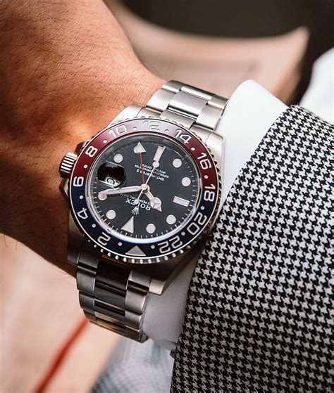 gmt master ii wrist size.